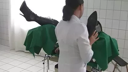 مقعدی, سیاه پوست عکس سکسی لب دادن بزرگ زن زیبا