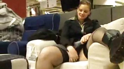 سخت, جوان بلوند Fucks عکس سکسی لب گیری در سیاه و سفید