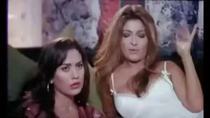 زیبا اولیویا فضل کون از پشت لب و سکس صندلی ૦