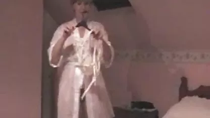 پورت سكس لب دريا Rookie Laine, زو, انجمن, اولین فیلم