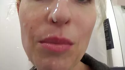 بزرگ لوسیون صورت شیرین سکس و لب تاتیانا